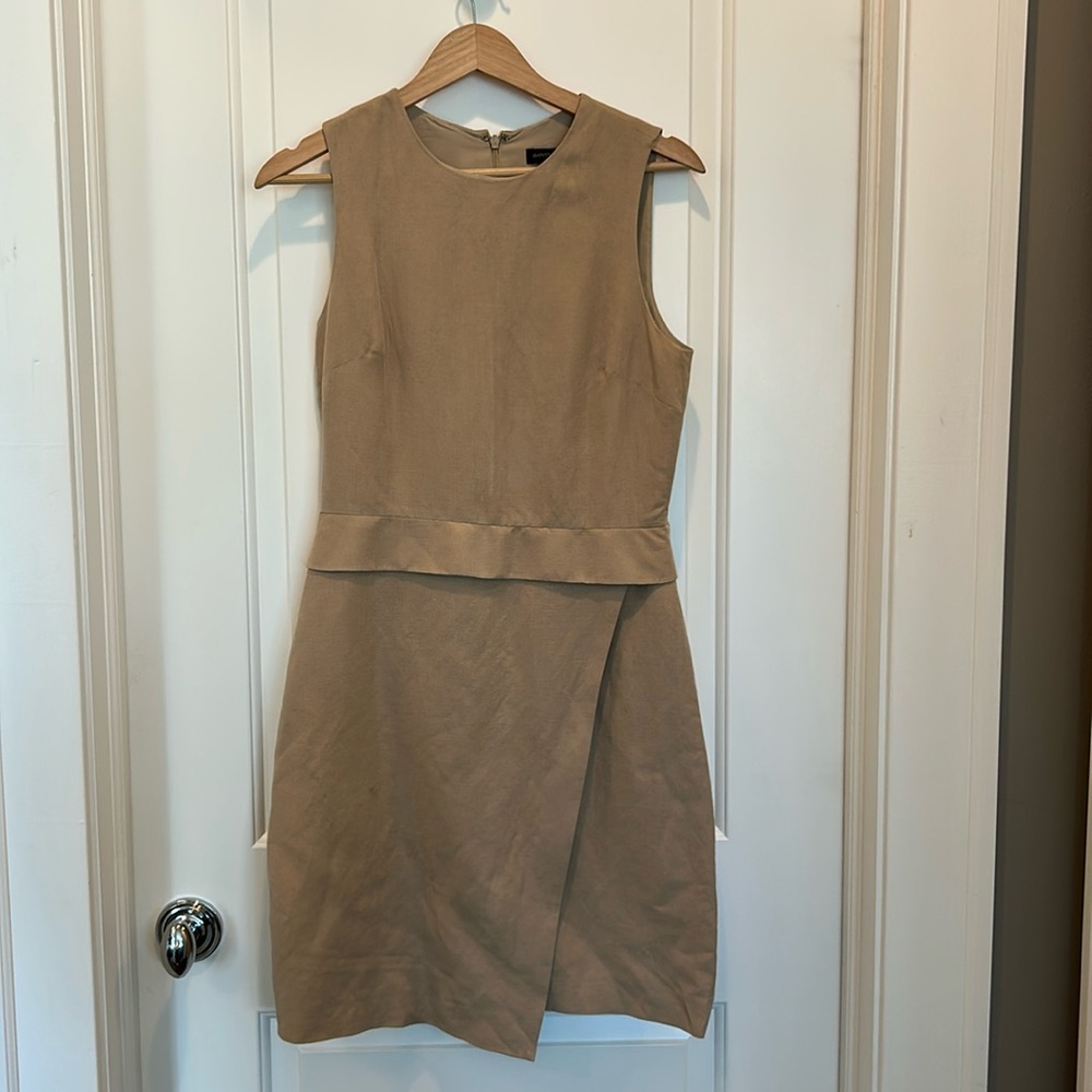 Banana Republic Sleeveless Linen Dress
